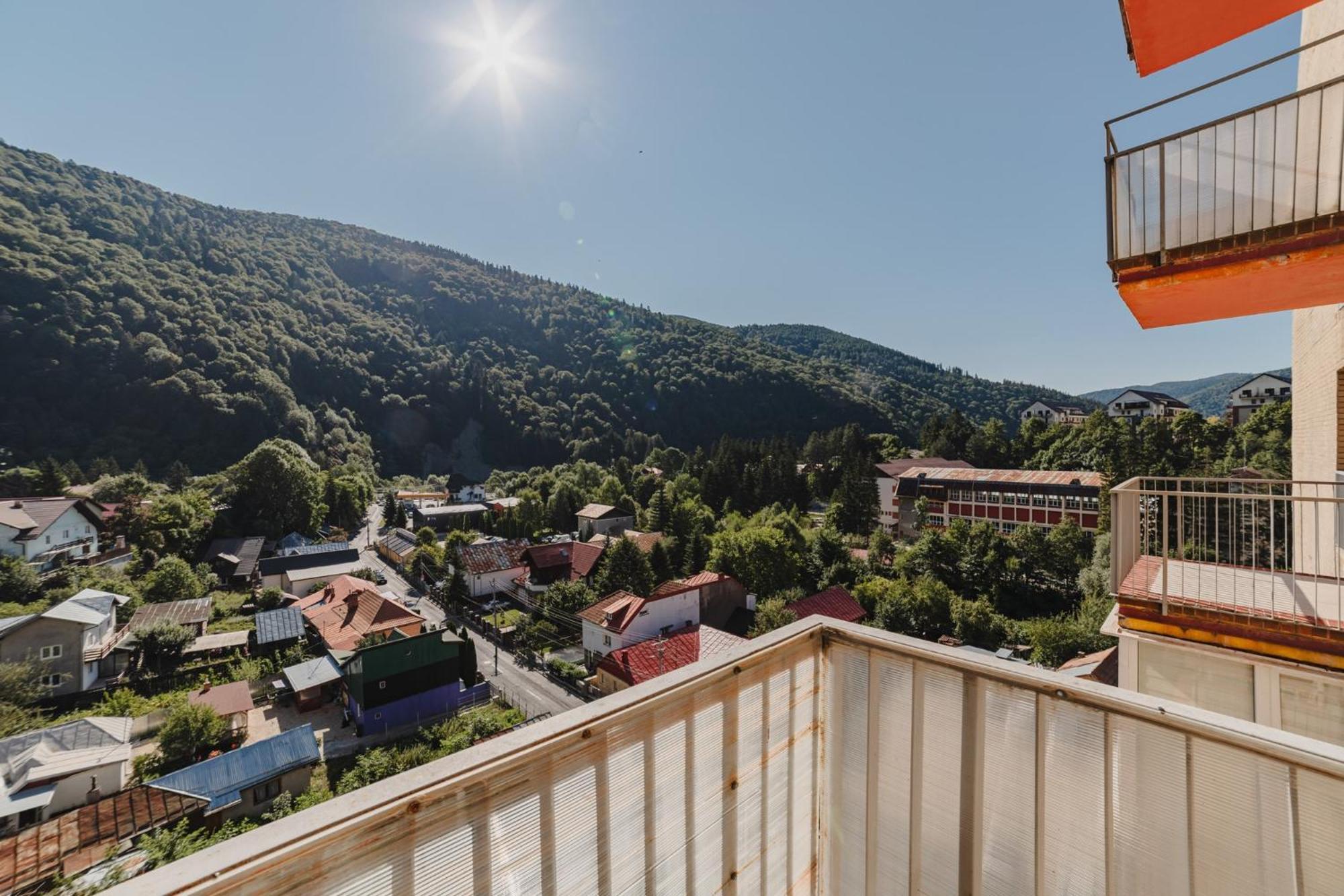 Romantic Jacuzzi Belleview Studio Sinaia Kültér fotó