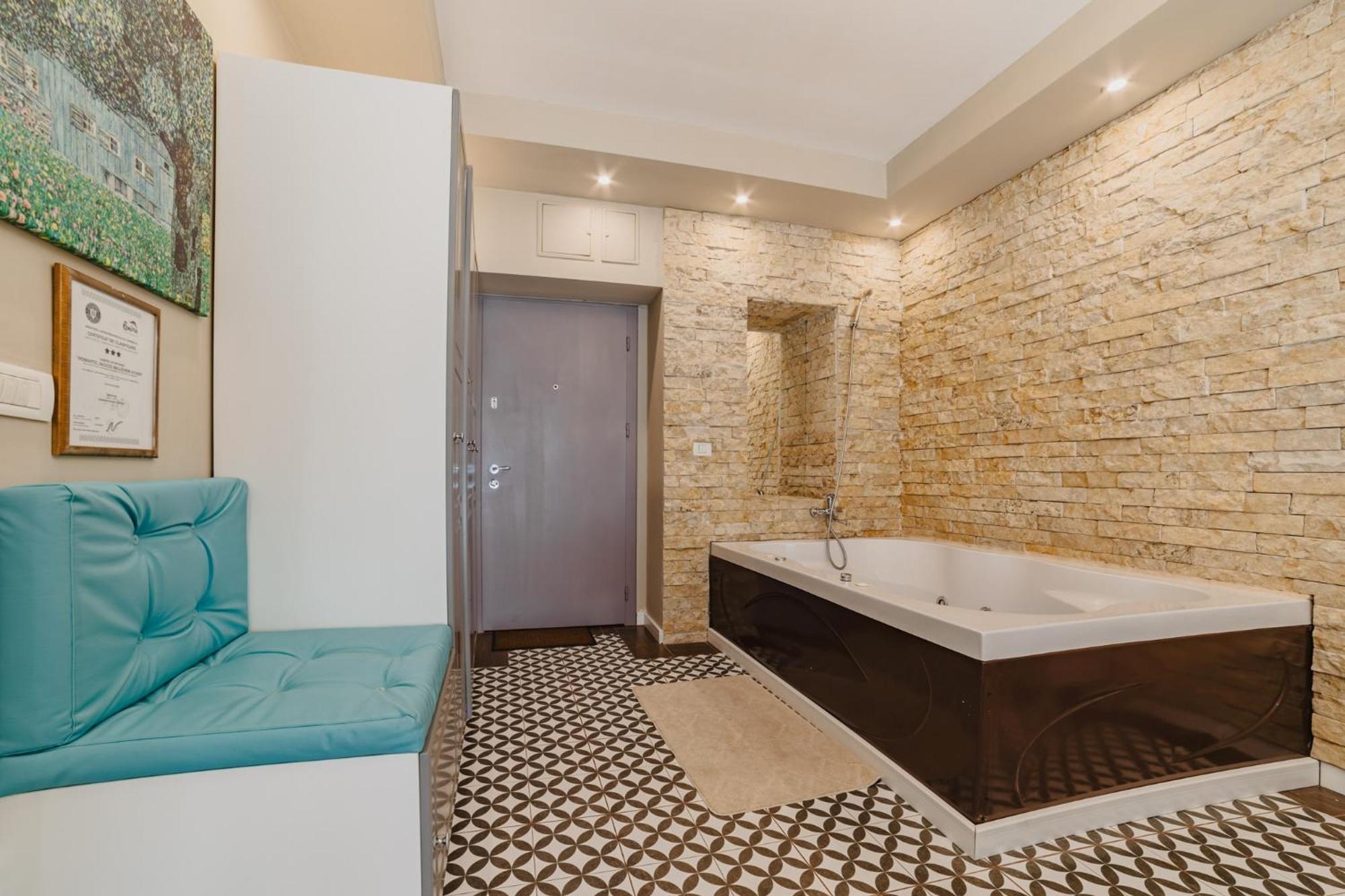 Romantic Jacuzzi Belleview Studio Sinaia Kültér fotó